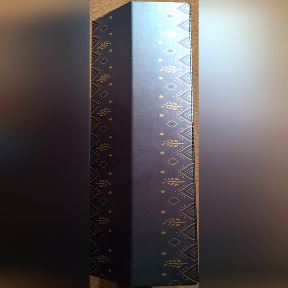 2022 D23 Exclusive 30th Anniversary Aladdin 17" Jasmine Doll with lamp - Picture 10 of 11